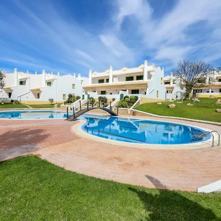 Luxury Townhouse Rafaella N/ Sao Rafael Holiday home *