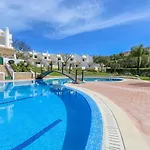 Feriehus Cozy Townhouse Rafaella Near Sao Rafael *