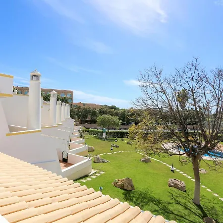 Cozy Townhouse Rafaella Near Sao Rafael Holiday home